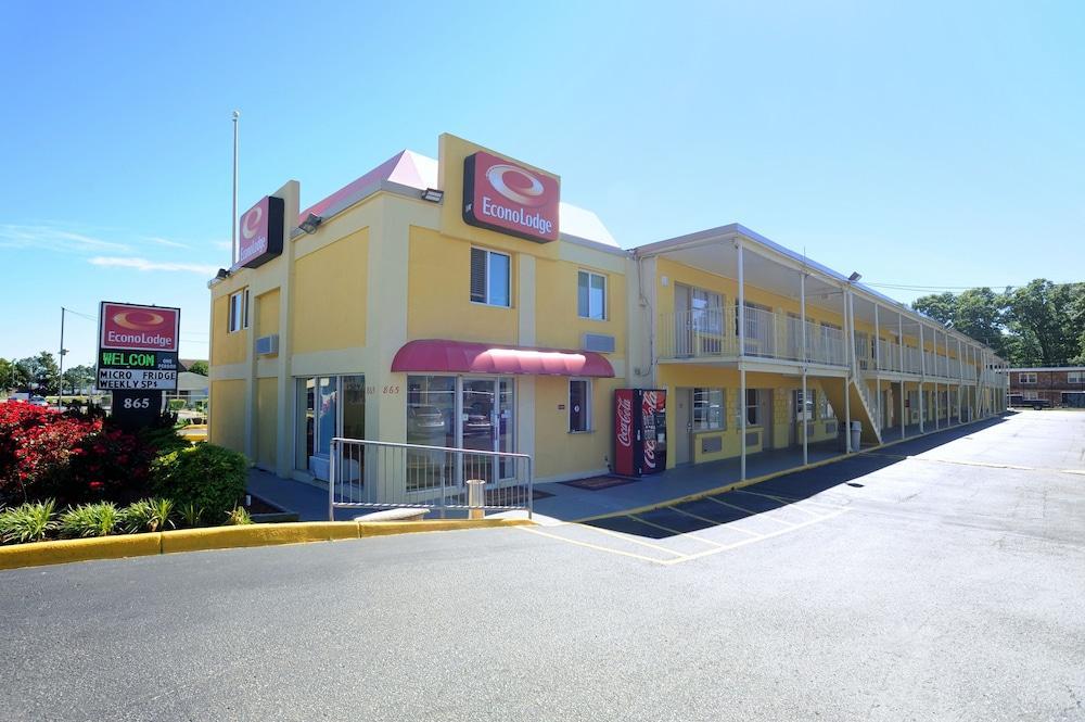 נורפולק Econo Lodge At Military Circle מראה חיצוני תמונה