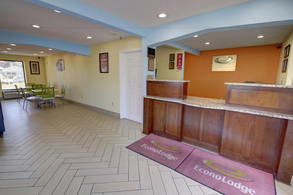 נורפולק Econo Lodge At Military Circle מראה חיצוני תמונה