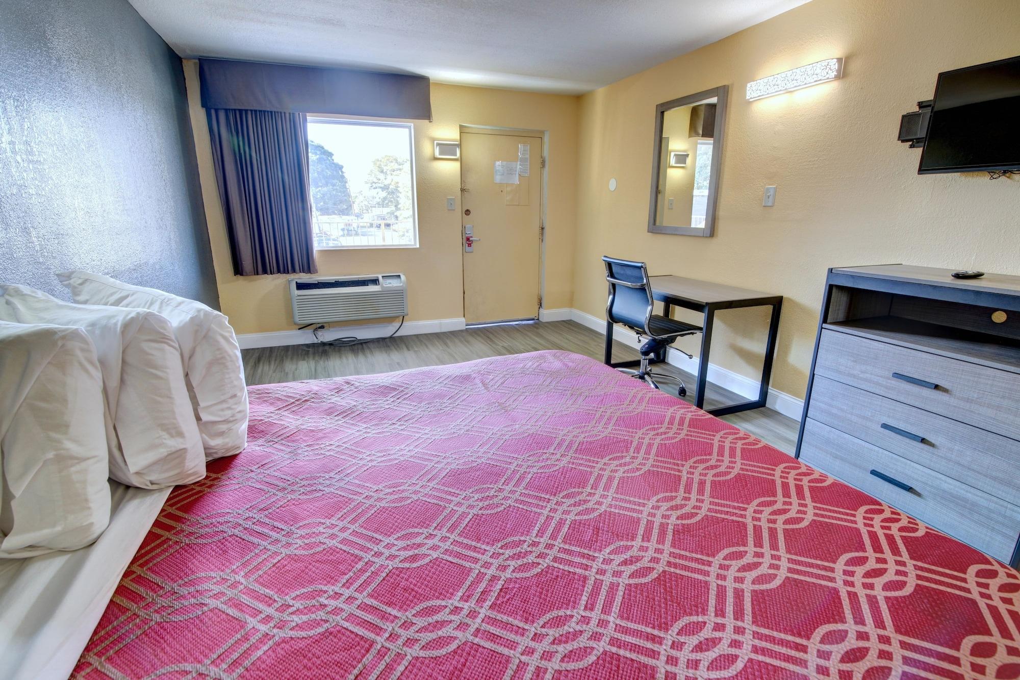 נורפולק Econo Lodge At Military Circle מראה חיצוני תמונה