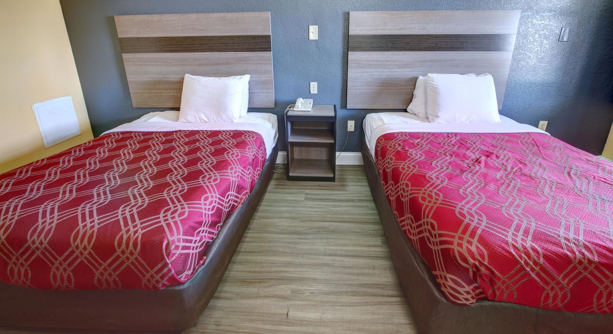 נורפולק Econo Lodge At Military Circle מראה חיצוני תמונה