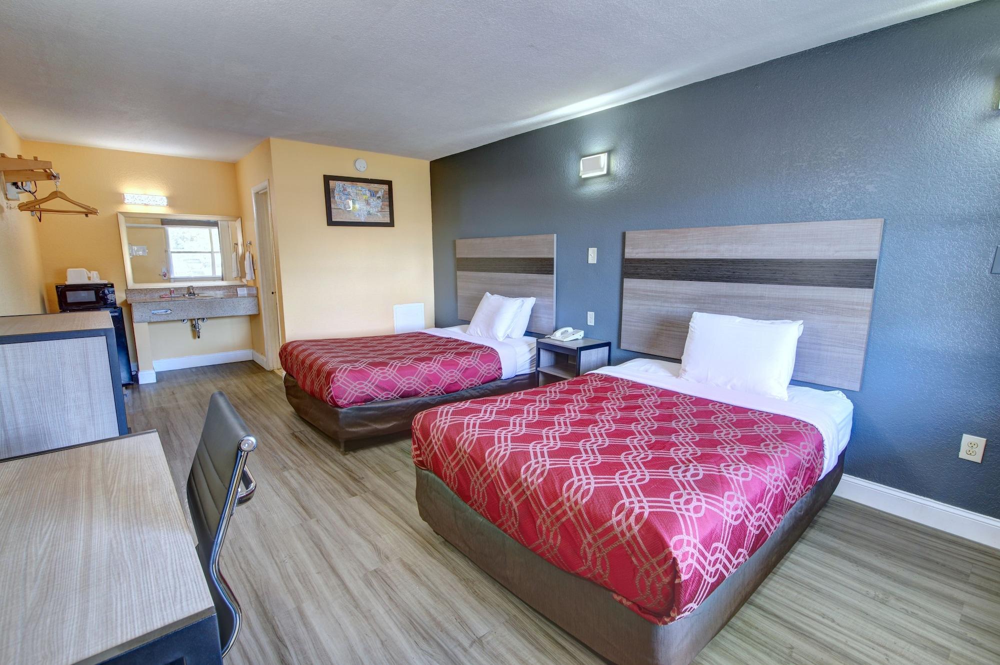 נורפולק Econo Lodge At Military Circle מראה חיצוני תמונה