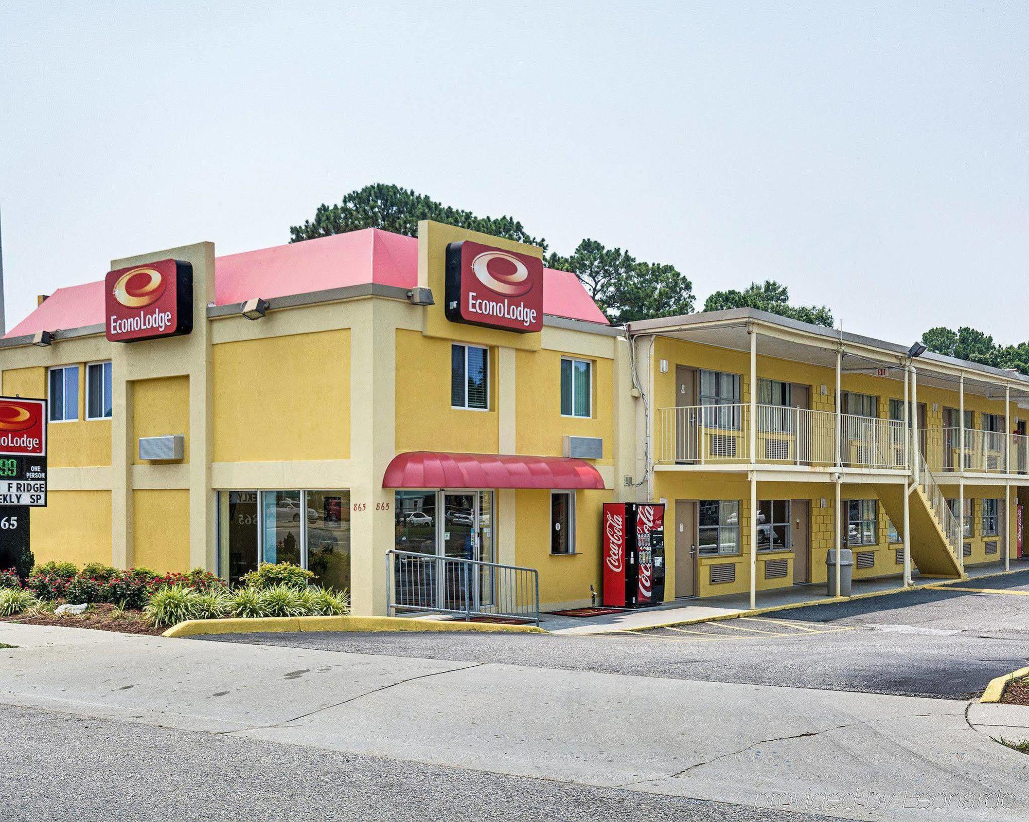 נורפולק Econo Lodge At Military Circle מראה חיצוני תמונה