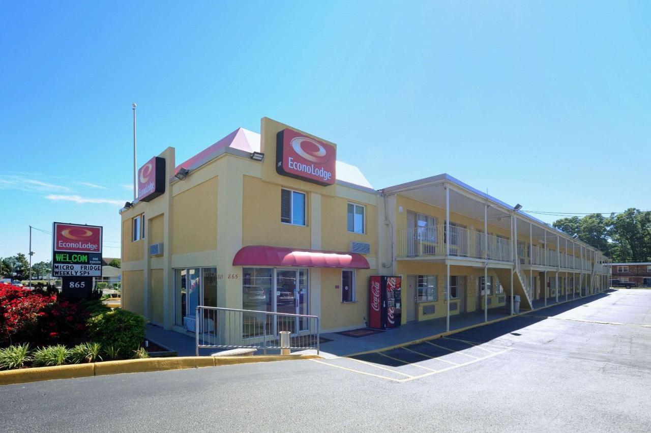נורפולק Econo Lodge At Military Circle מראה חיצוני תמונה